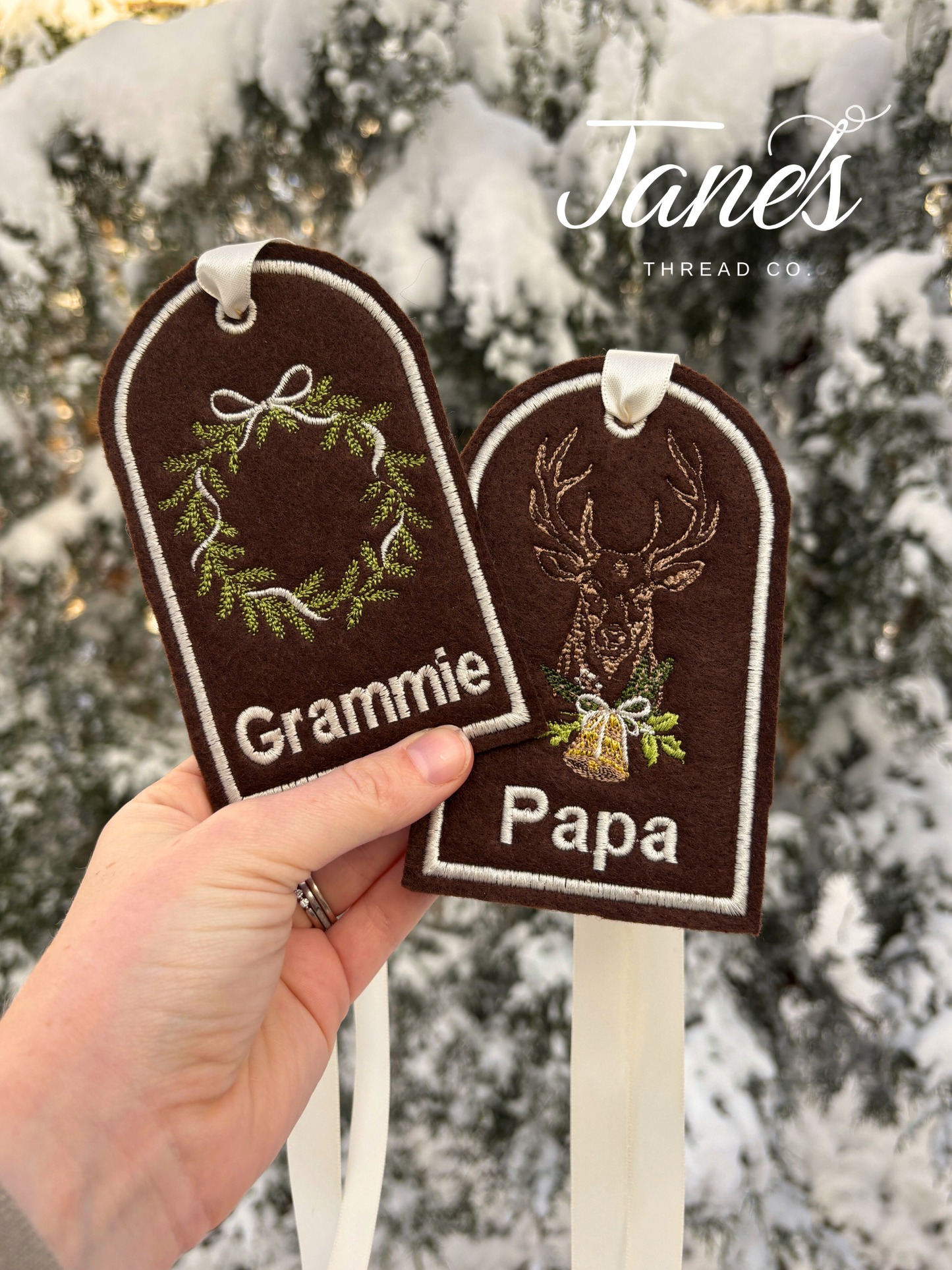 Personalized Felt Christmas Tag - Wreath -Brown